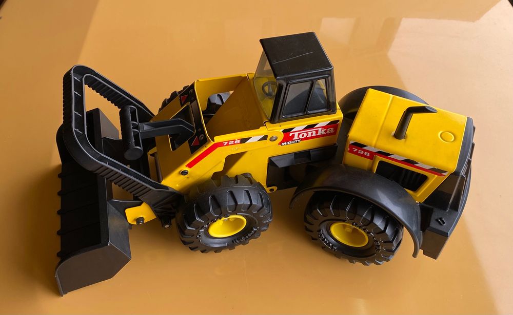 Tonka Mighty camião