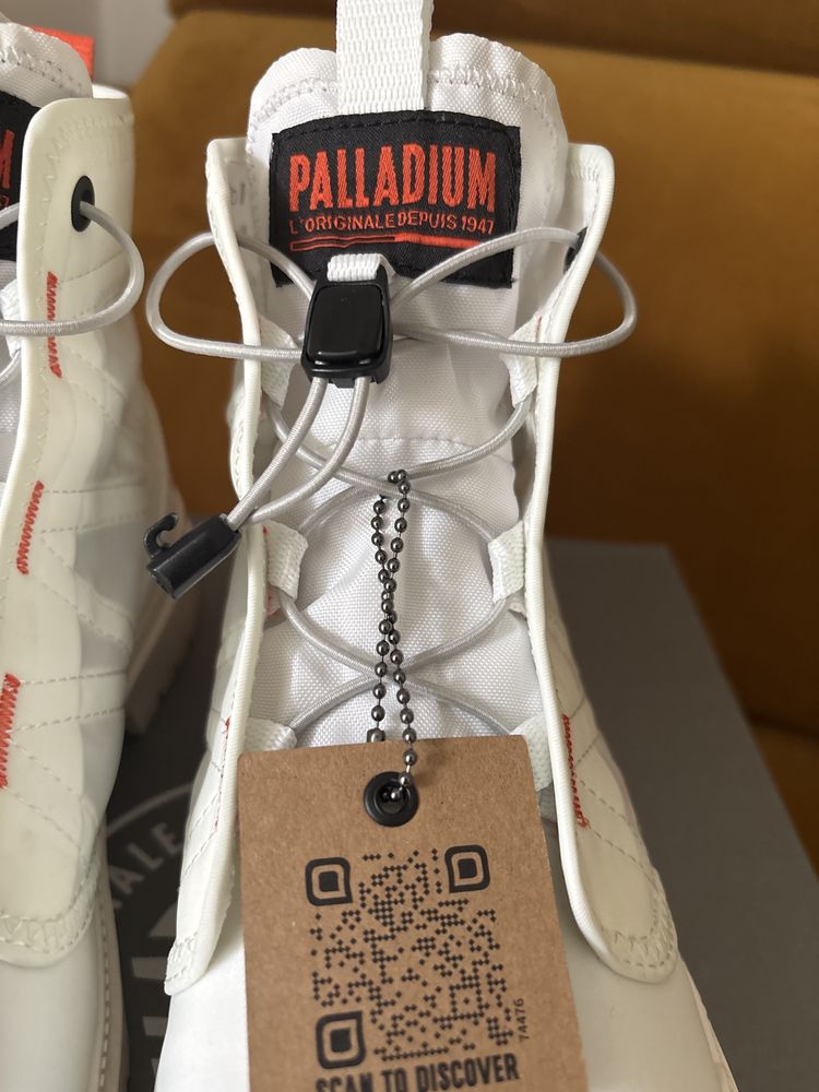Nowe piekne buty Palladium pampa travel  rozmiar 42 idealne na lato