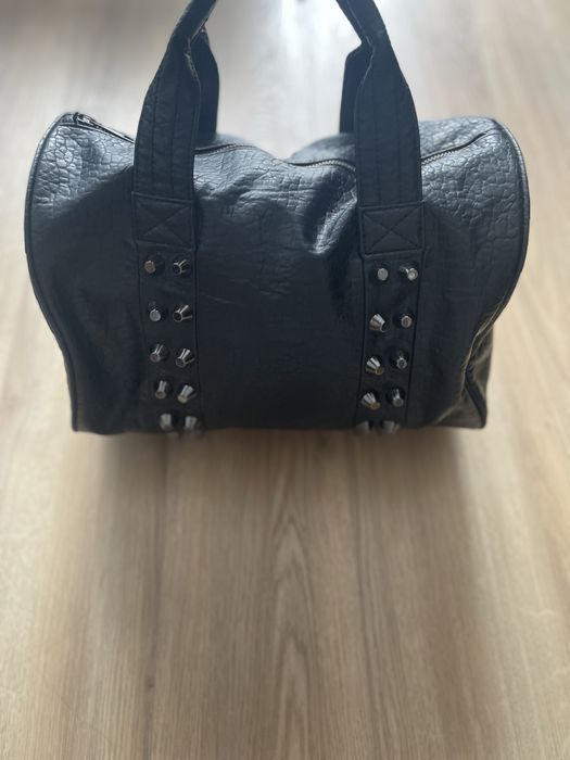 Torba podręczna do ręki weekendowa Avant garde z ćwiekami diffle bag