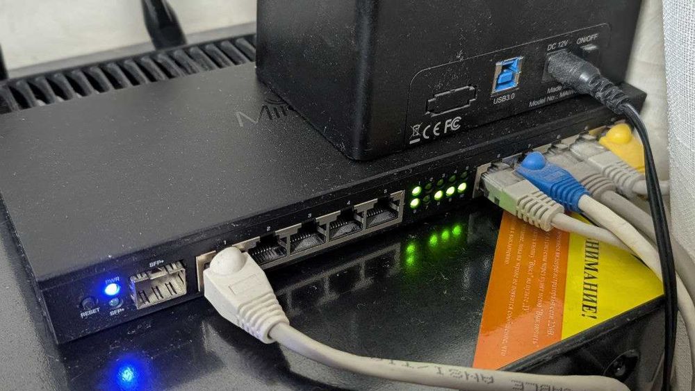 Продам маршрутизатор WI-FI MikroTik RB4011iGS+5HacQ2HnD-IN