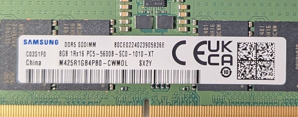 Комплект пам'яті Samsung DDR5 16GB (2x8) 5600MHz - знята з нового ноут