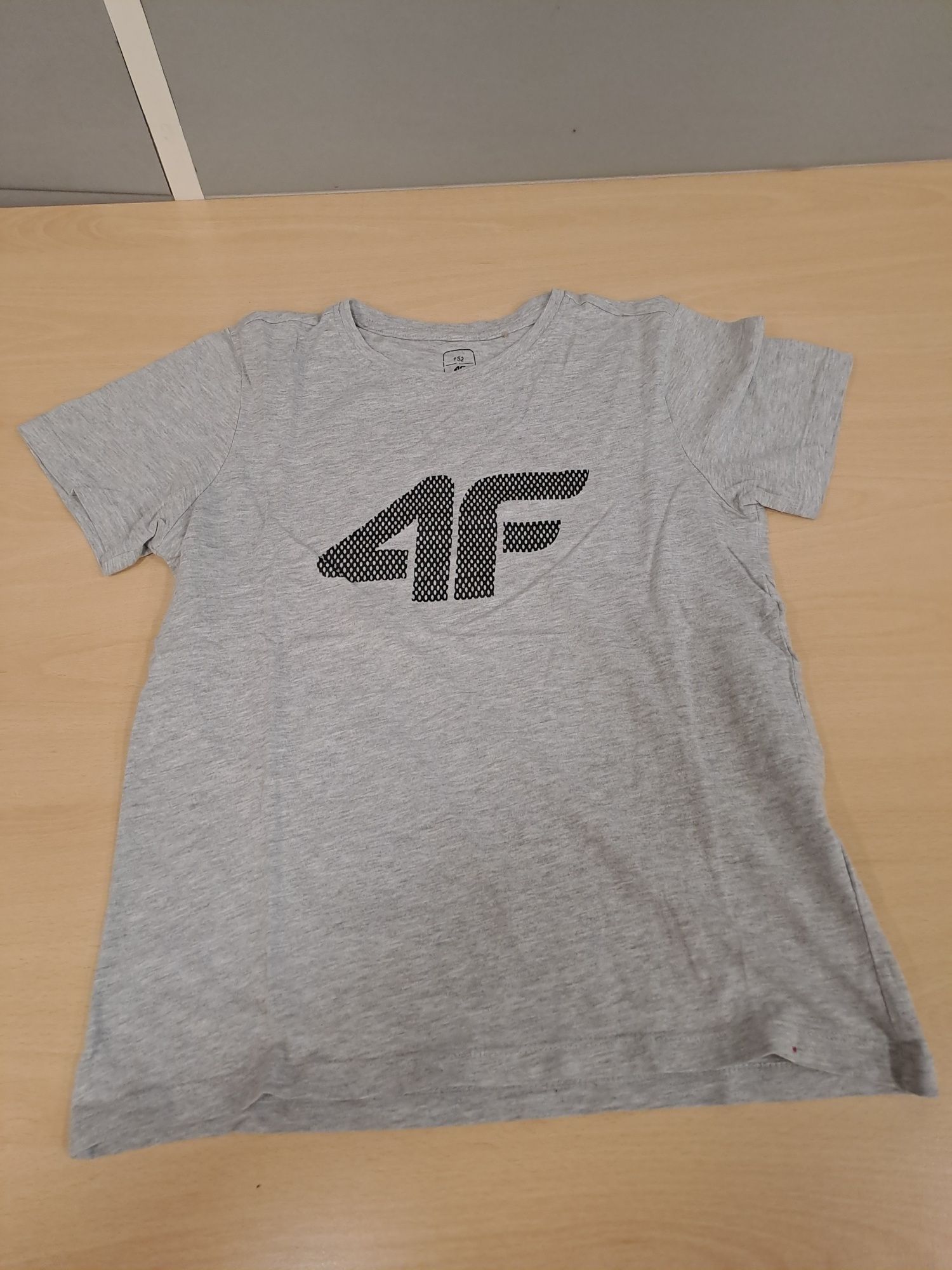 Koszulka 4F, rozm. 152