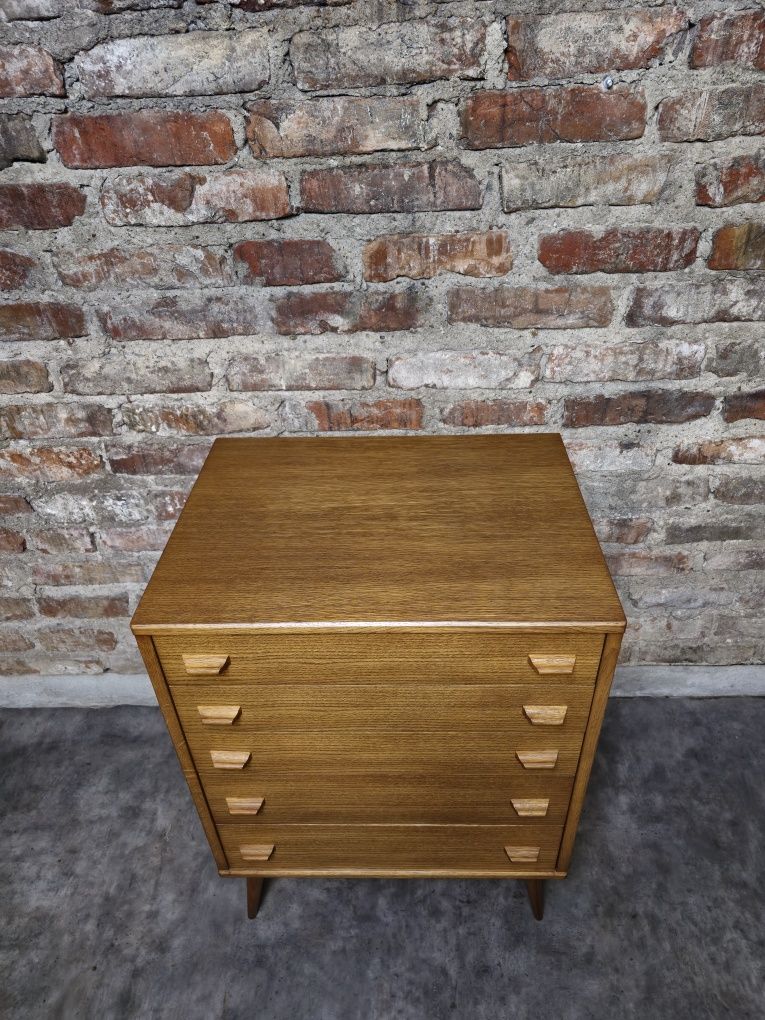 Komoda vintage Skandynawska po renowacji