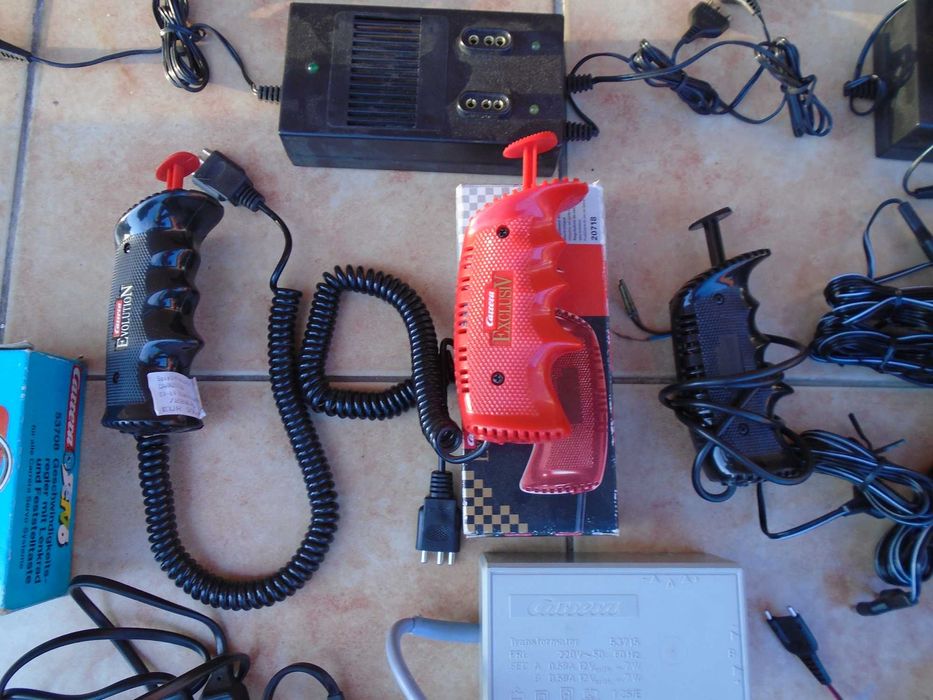 Carrera Servo Evolution  Exclusiv  Zasilacze Piloty Do Toru