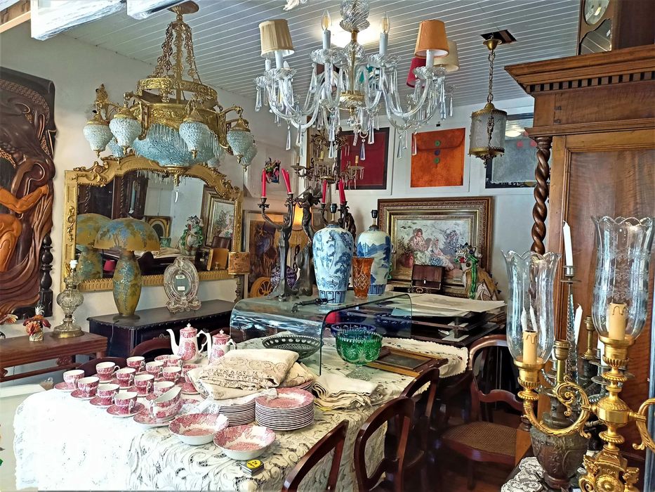 Oratório Madeira Policromada Com Base