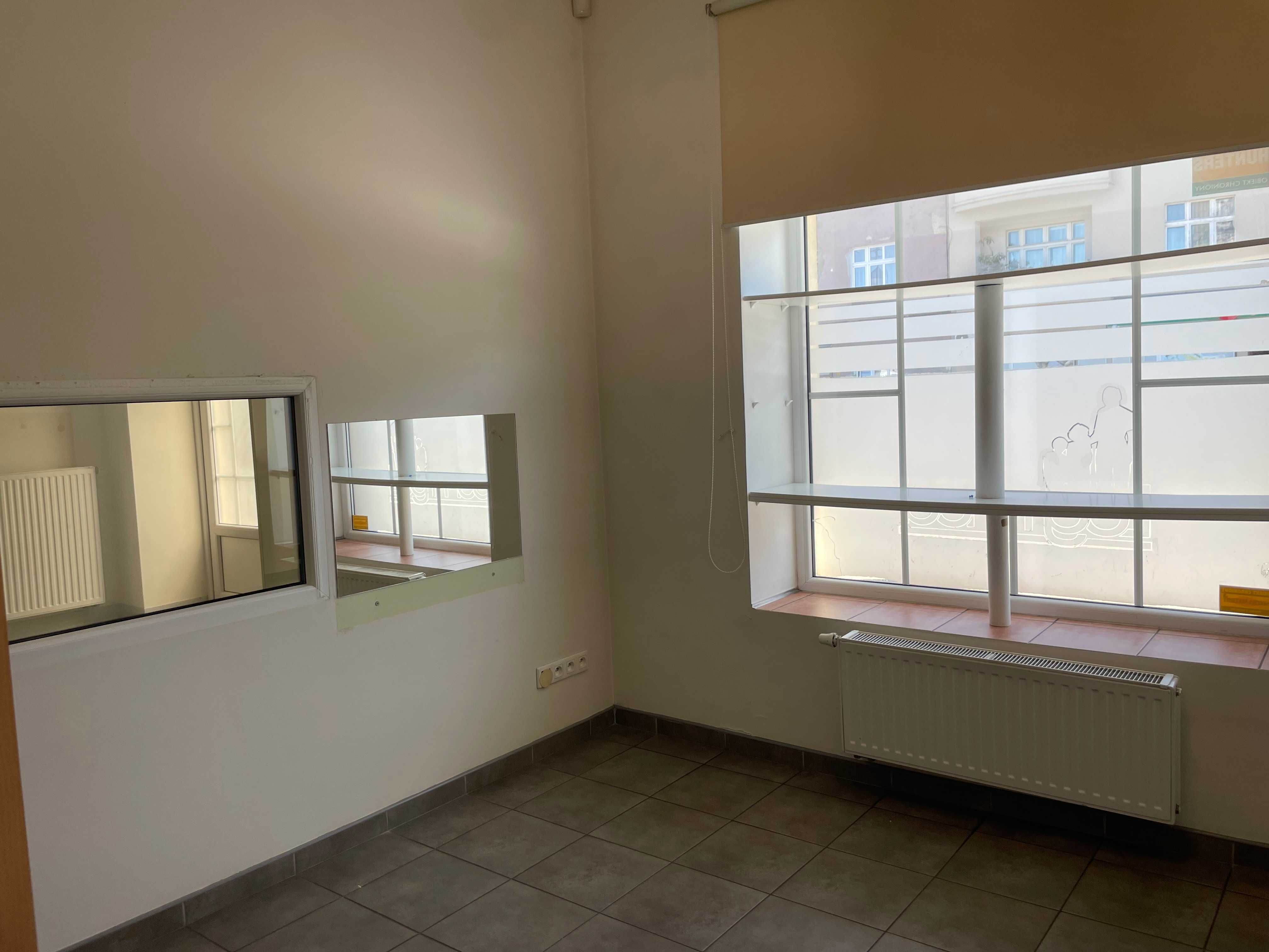 Wynajmę lokal usługowy na gabinety-Gniezno.