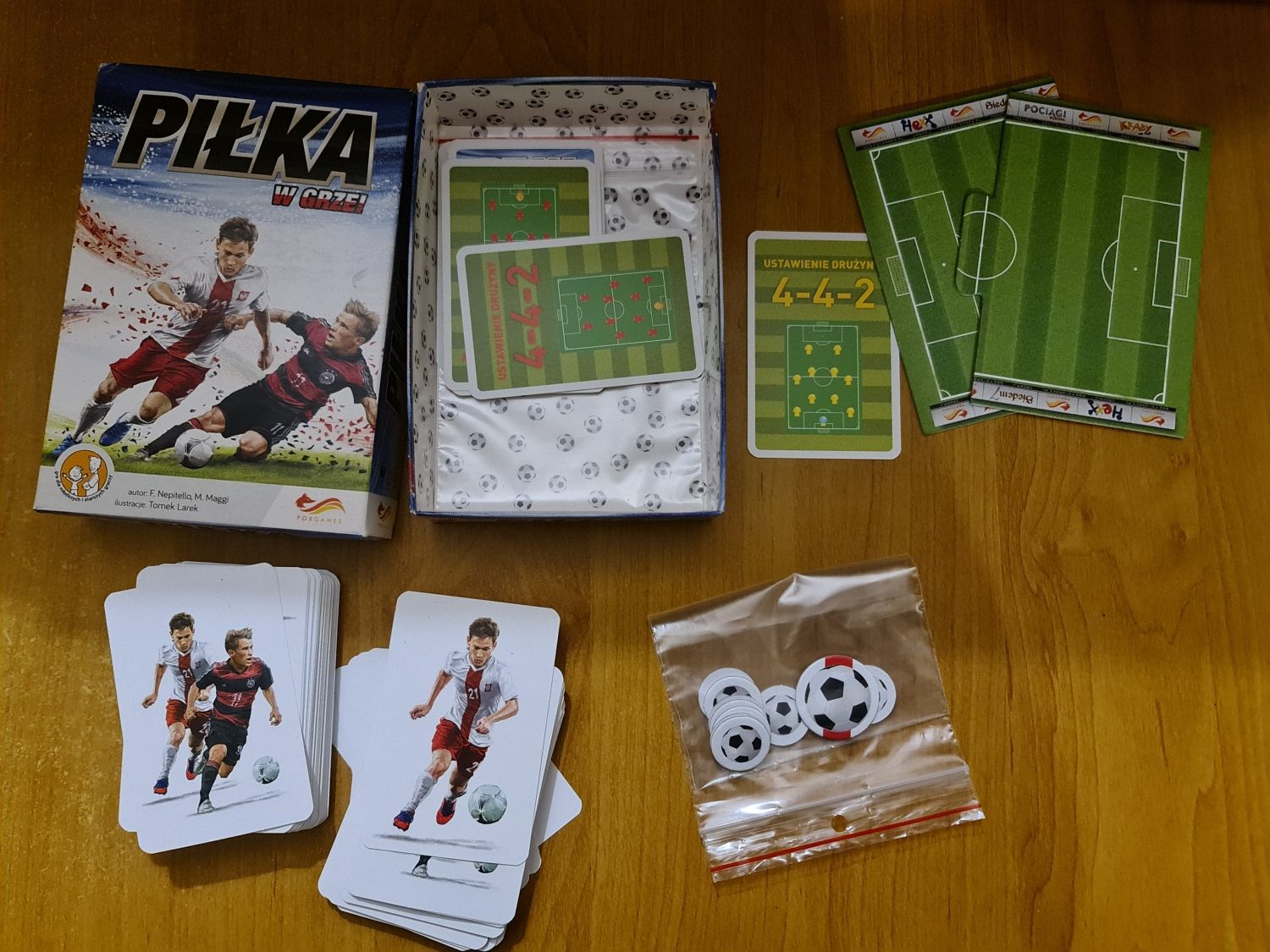 Piłka w grze,gra dla dzieci, FoxGames