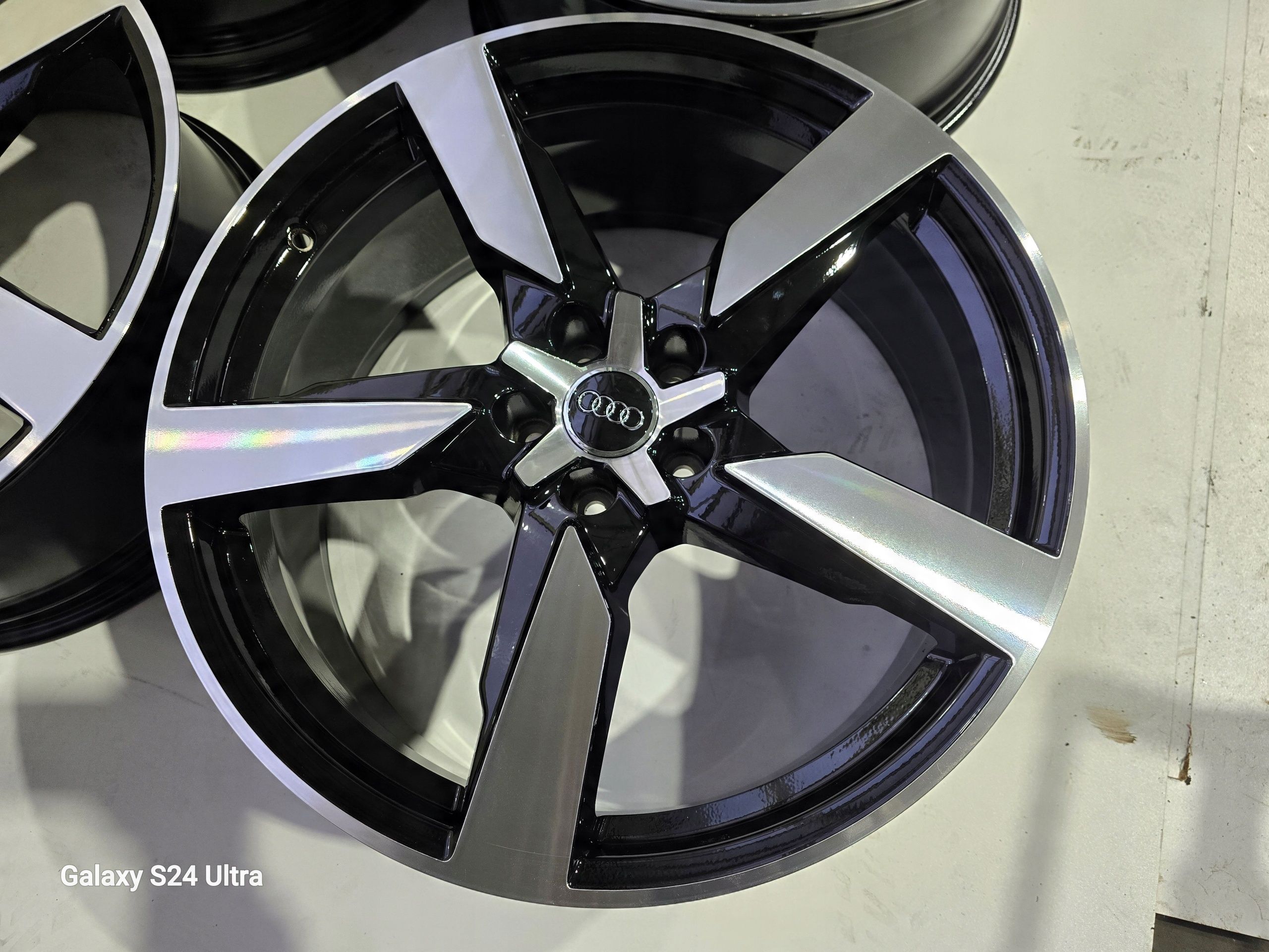 Audi Q5 SQ5 A6 S6 C7 C8 A7 S7 A8 5x112 21'' ET34