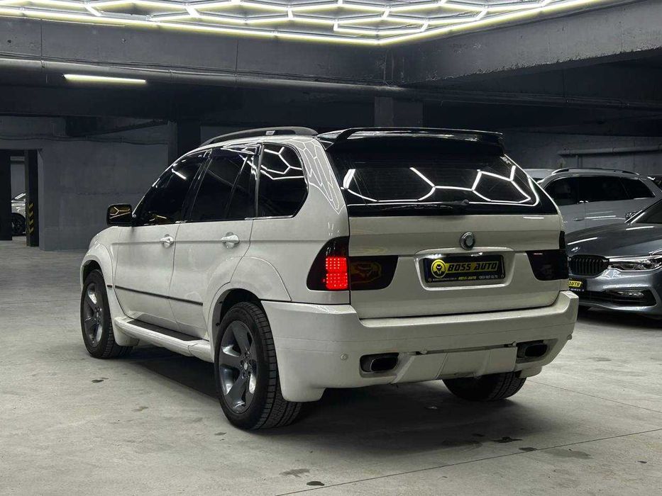 BMW    X5   2004