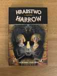 Hrabstwo Harrow Siostry tom 2 Mucha Comics