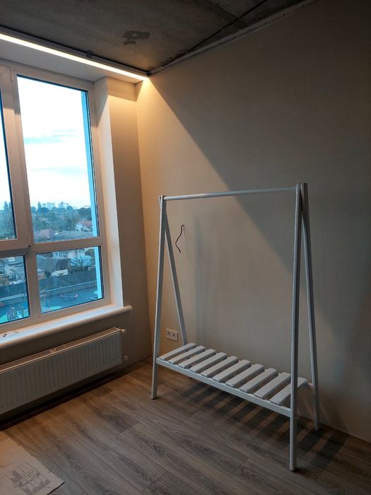 Рейл,Стійка для одягу, Відкритий гардероб