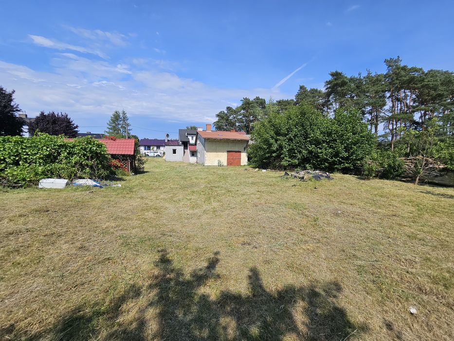 Działka z zabudowaniami w Tanowie -1700m² dom i ogród z potencjałem.