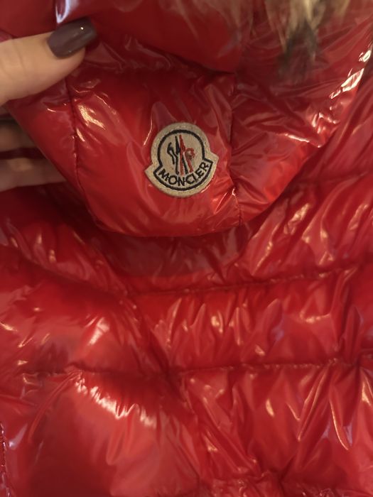 Moncler kurtka puchowa z kołnierzem z jenota