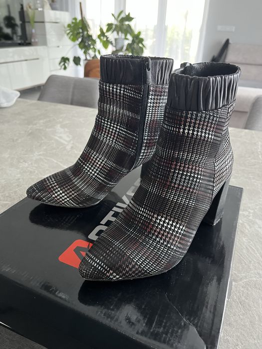 Kozaczki w kratkę Artiker 36