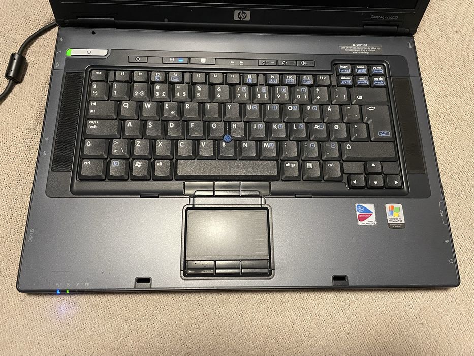 laptop HP Compaq NC8230 Intel Pentium 1,7GhZ, 1 GB RAM. Win XP Okazja!
