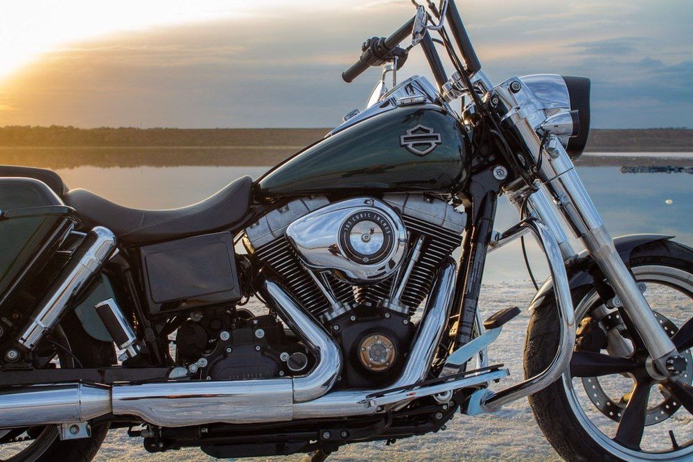 Harley Davidson FLD Dyna Switchback