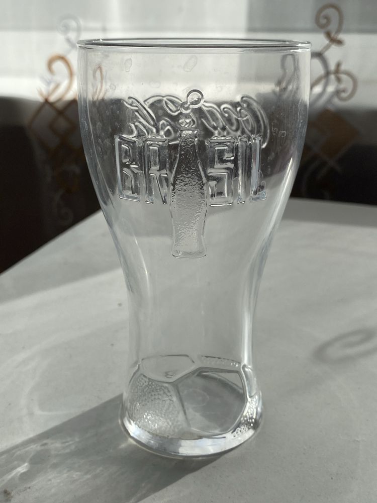 Келихи Coca Cola