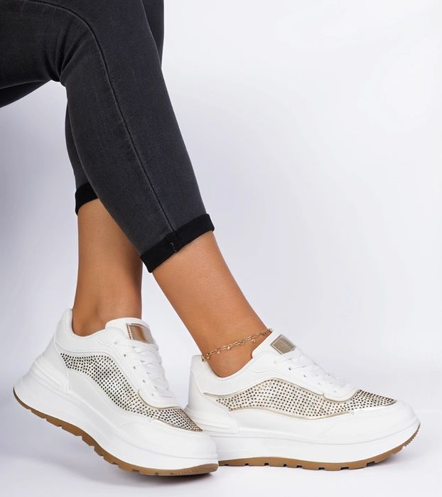 Białe damskie sneakersy z cyrkoniami Fucco