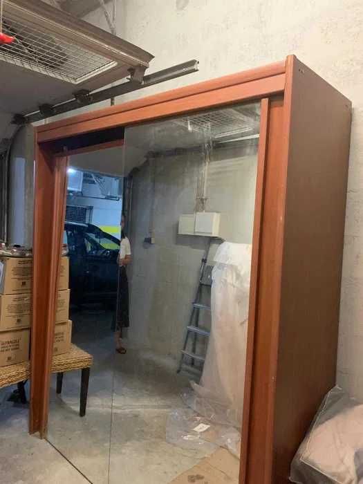 roupeiro com portas com espelho rolantes
