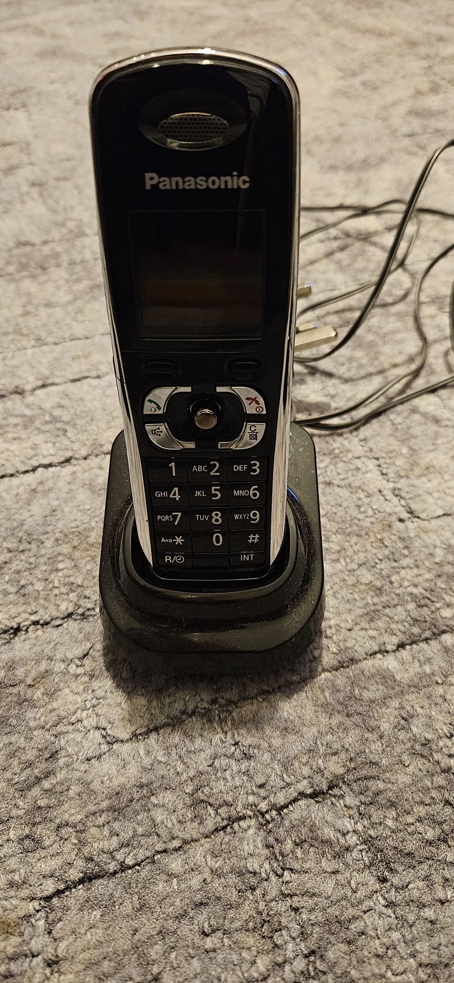 Telefon panasonic kx-tg8321e, 4 słuchawki