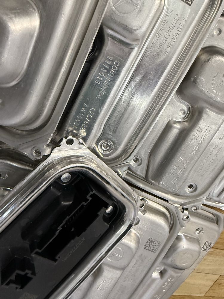 Блоки управління фар Mercedes W213 W223