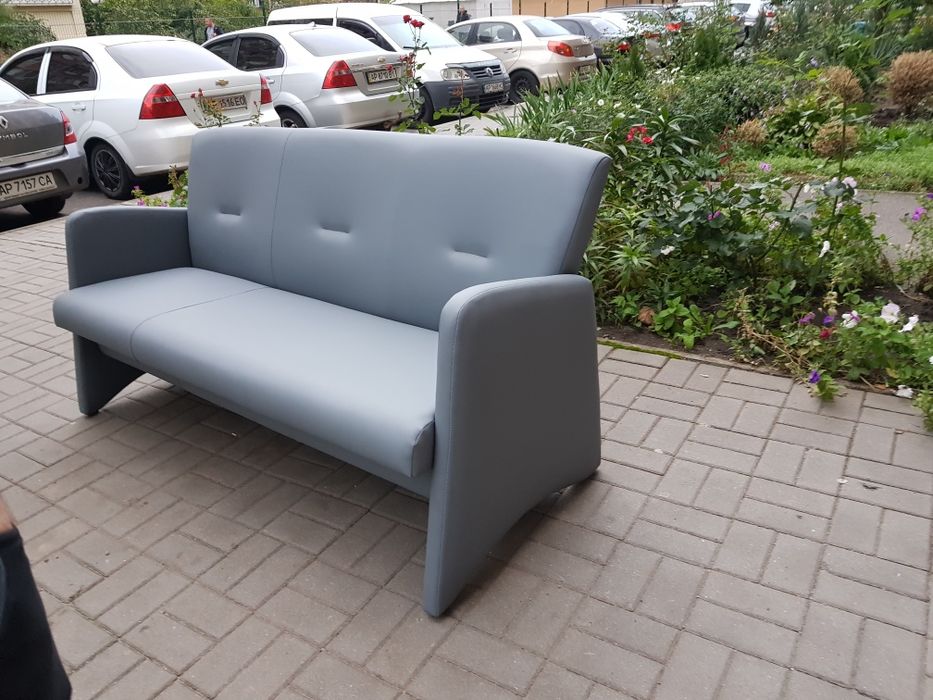 Перетяжка меблів.ремонт