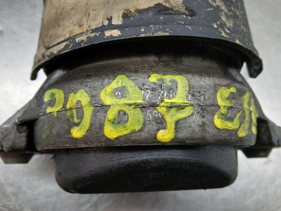 Apoio do motor MERCEDES-BENZ CLS (C218)