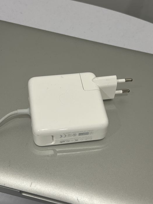 MacBook Pro 13 polegadas em Excelente Estado!