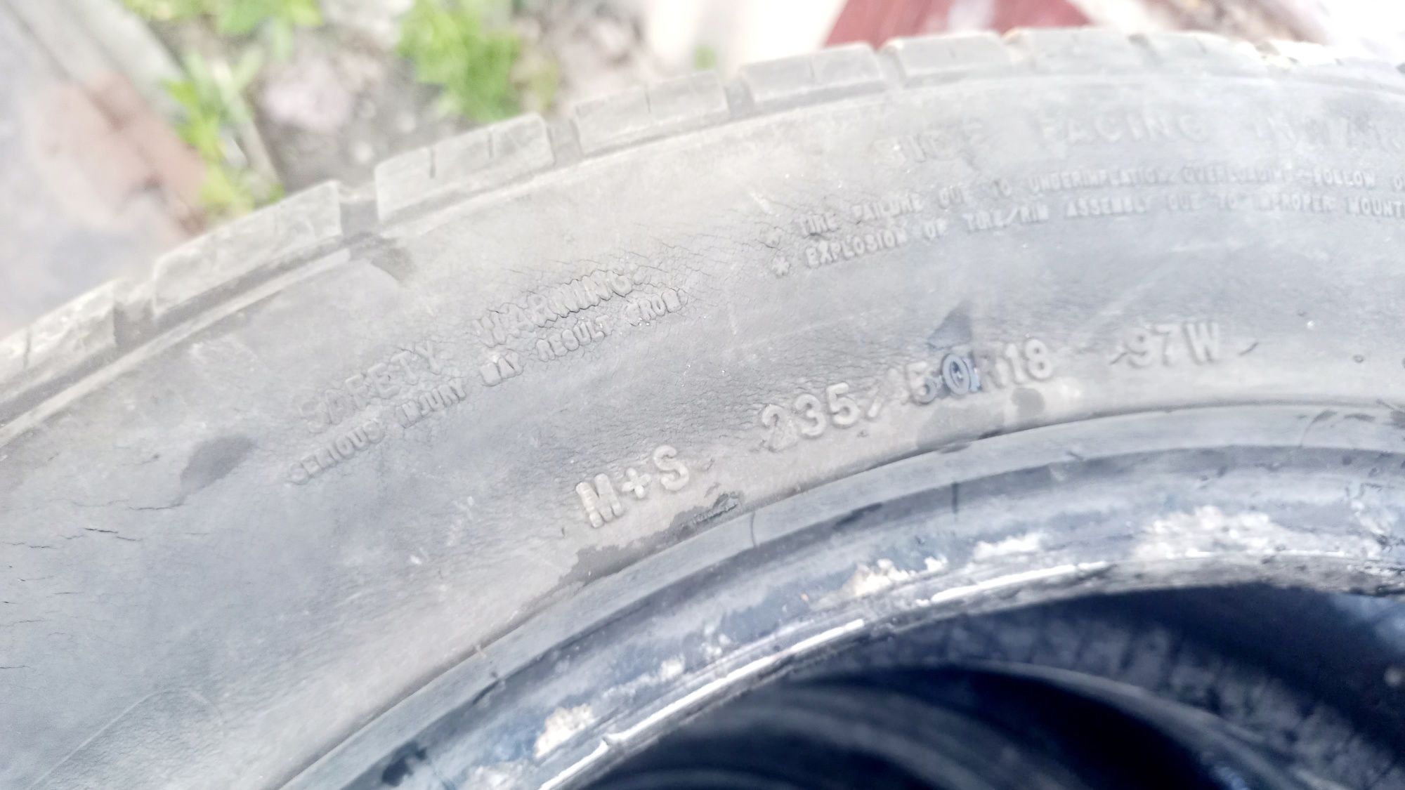 Шины goodyear 235/50/18 в Отличном состояние