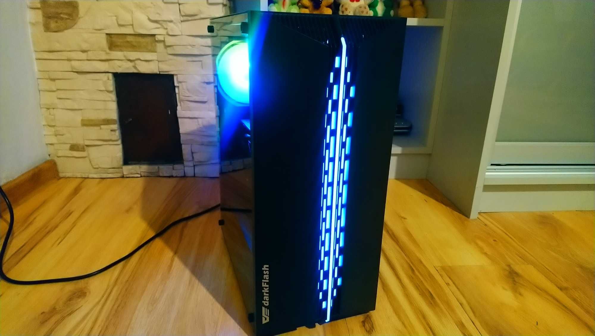 Komputer Stacjonarny Do Gier z RGB i7 7700 | 16GB RAM | RTX 2060