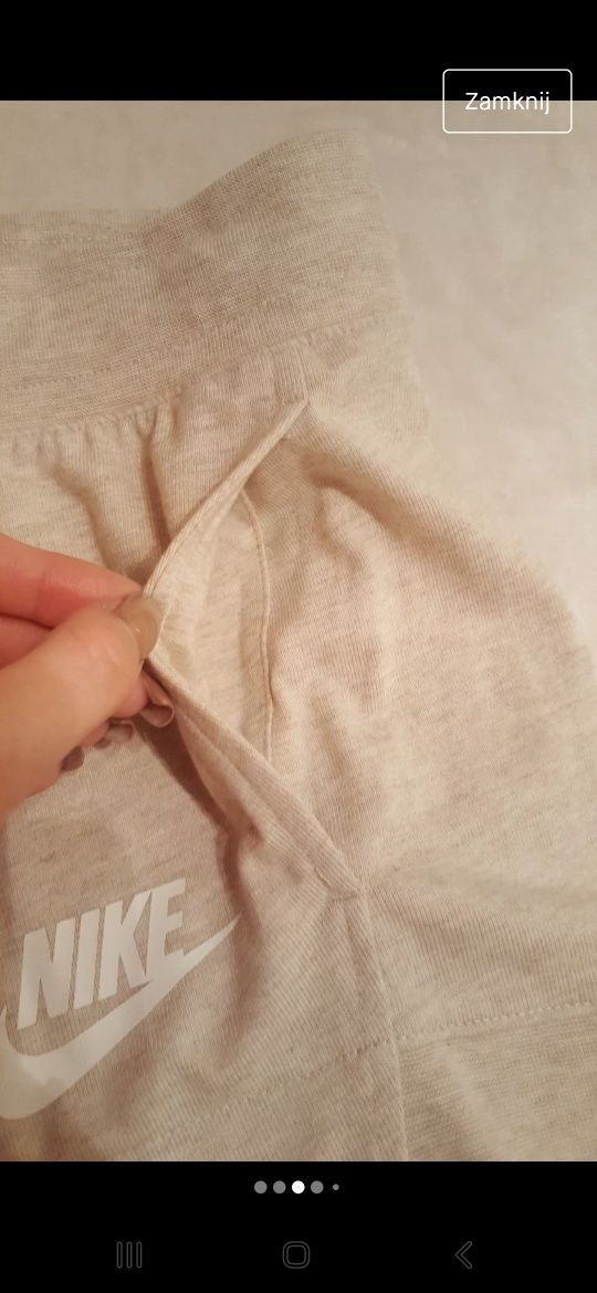 Spodenki damskie Nike beżowe