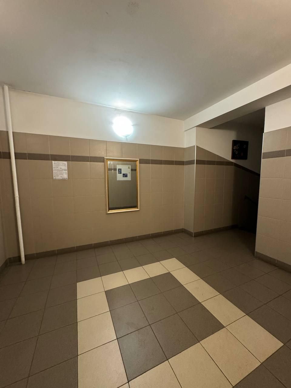 Продам 3-кімнатну кватиру в центрі, вулиця лабараторна 14 AM