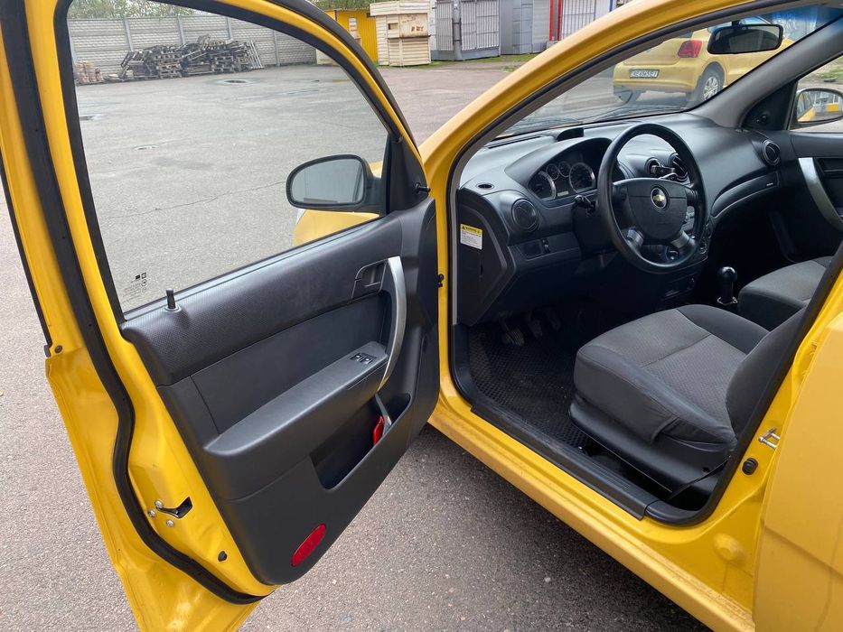 Продам автомобіль Chevrolet Aveo, T -250