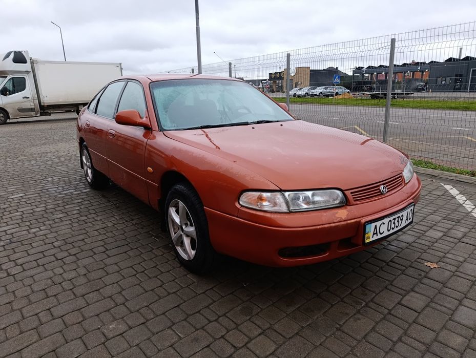 Mazda 626 1,8 бензин