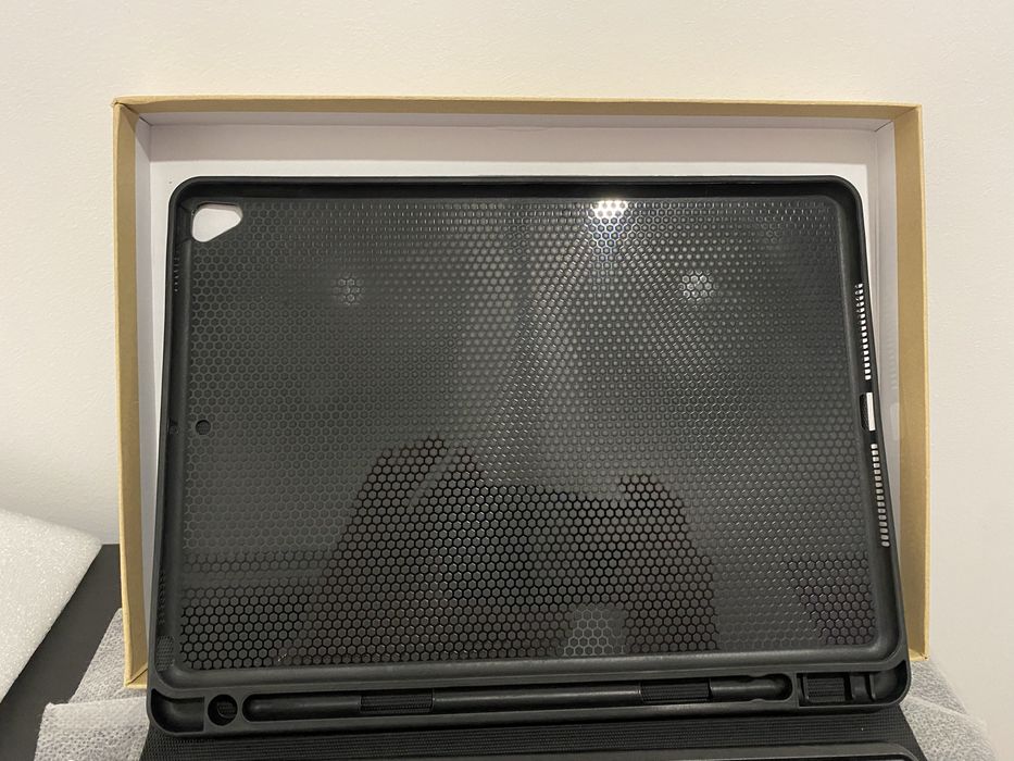 JADEMALL Etui na klawiaturę do iPad 9-8-7 czytaj opis