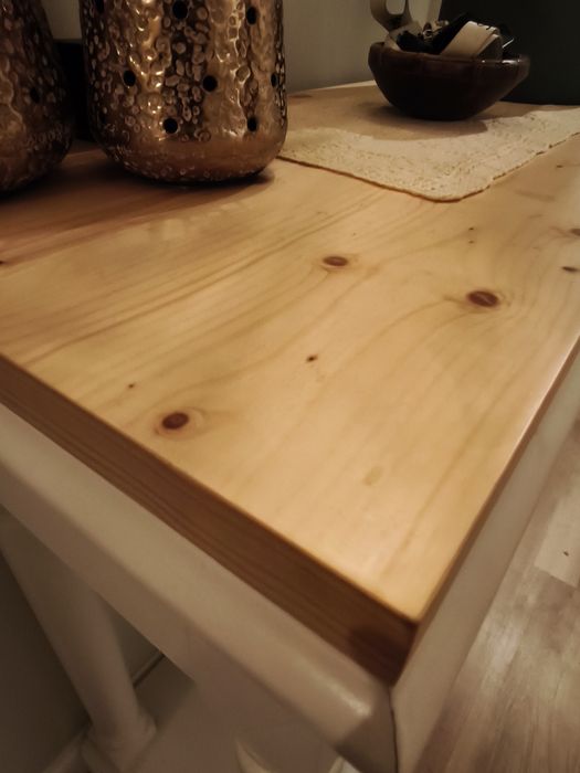 Aparador em madeira maciça – 180 cm – restaurado e com tampo em pinho