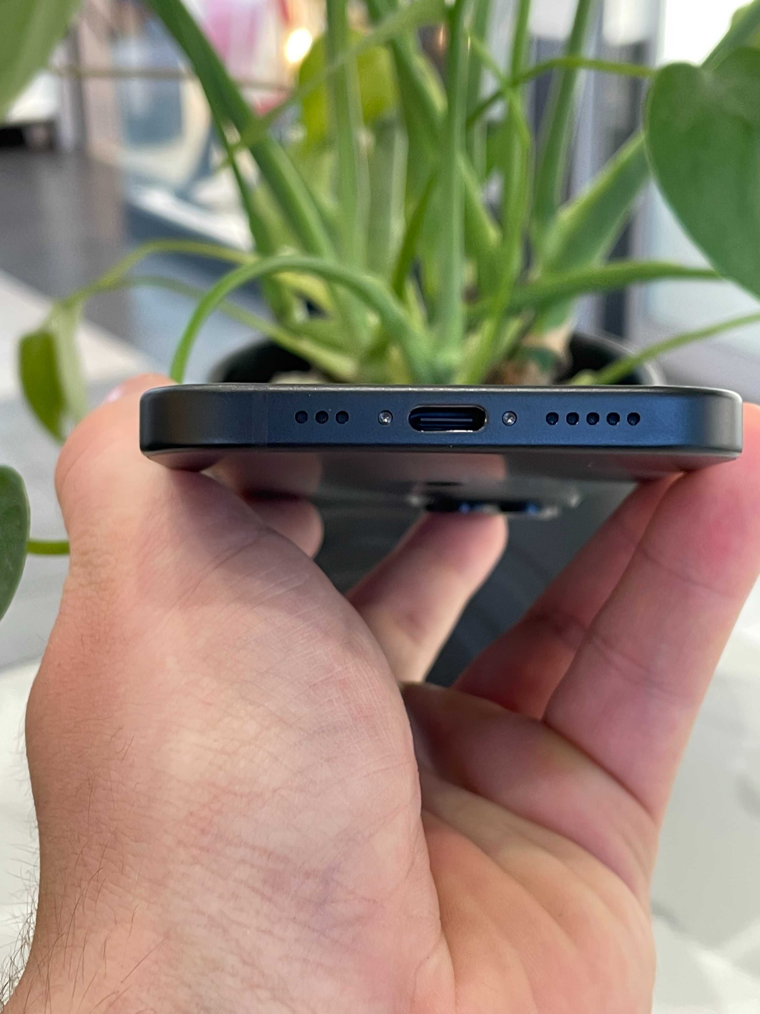 iPhone 15 128 GB Black - jak nowy!
