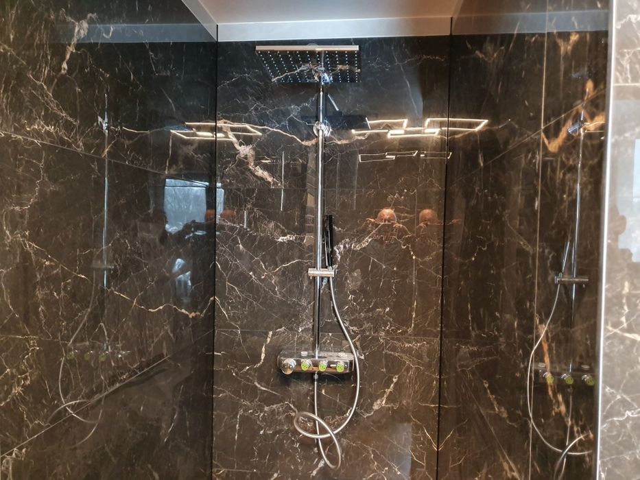 Usługi Remontowe Układanie płytek Wykończenia Wnętrz  Elewacje