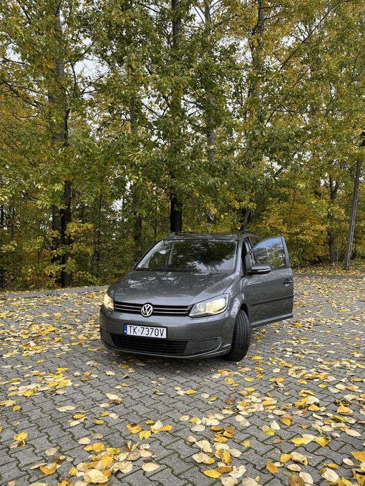 Volkswagen Touran 2011