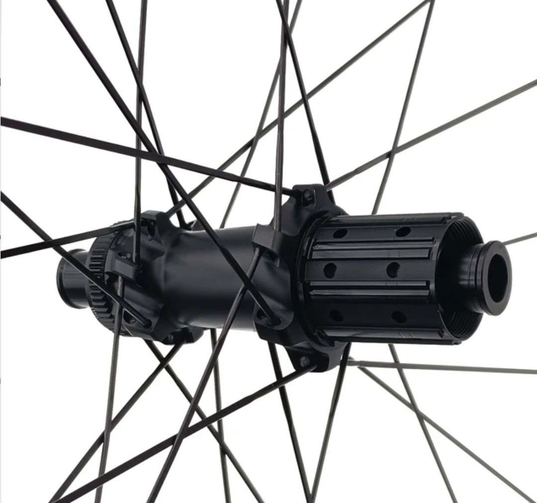 Koła CSC 35 disc , tubeles , centerlock Gravel