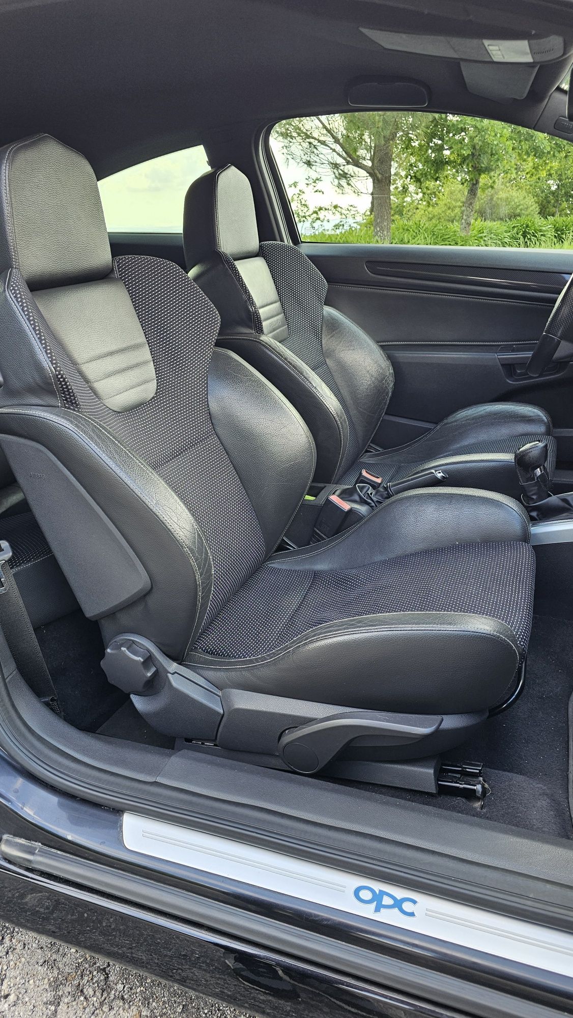 Opel Astra H 2.0T OPC