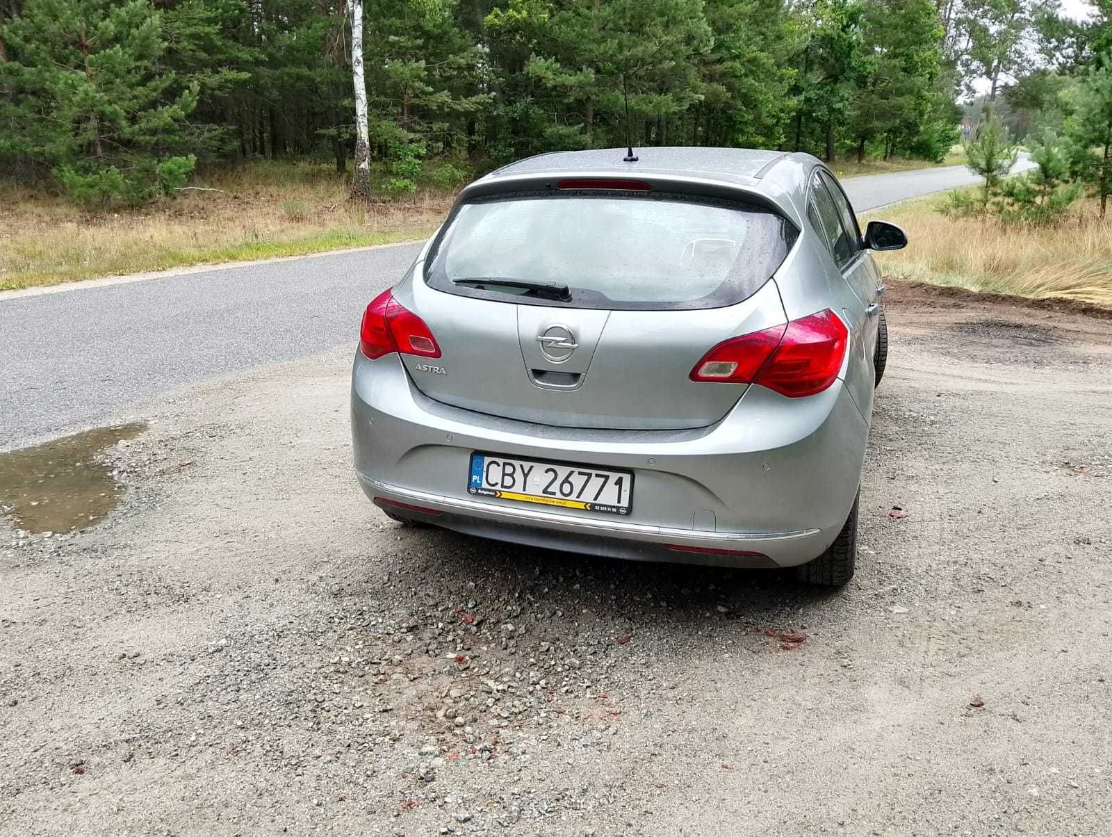 Sprzedam Opel Astra J