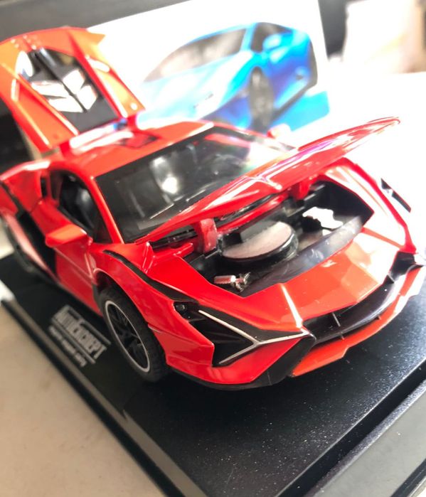 Lamborghini Sian модель 15 см,металл,свет,звук,все открывается
