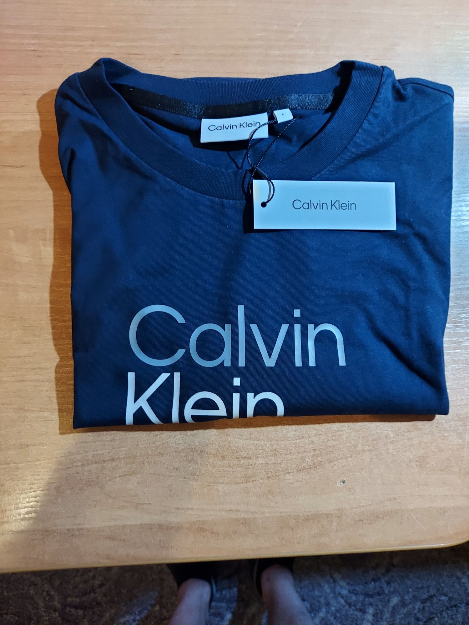 T-shirt Calvin Klein rozmiar L