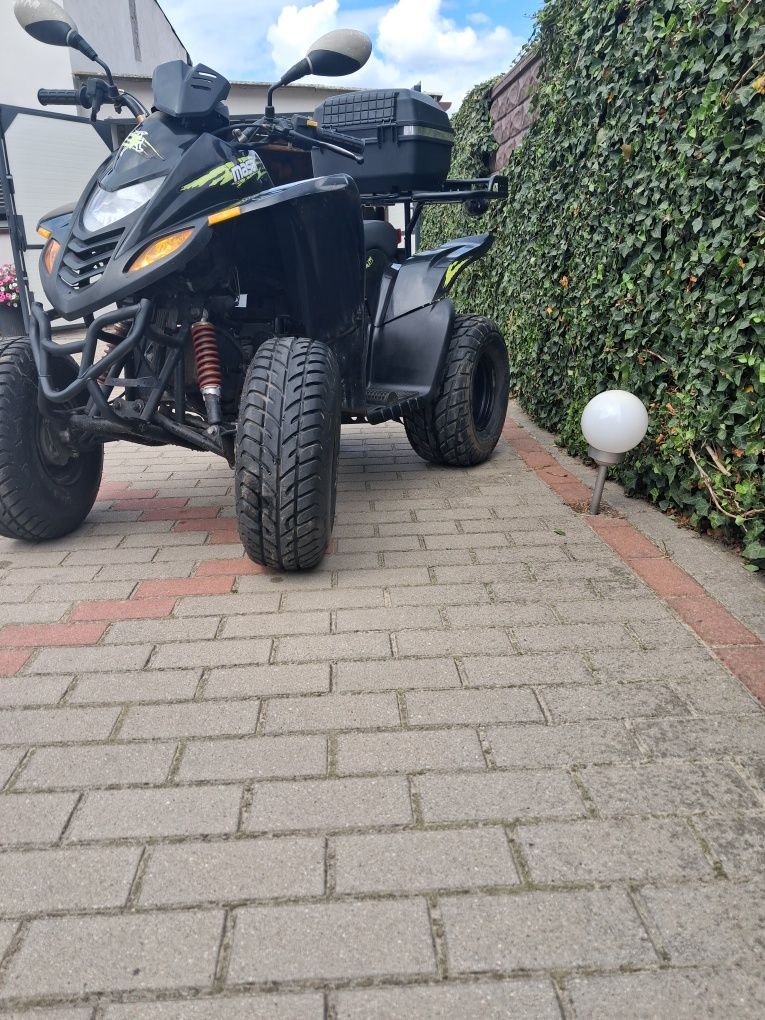 Quad 150 zarejestrowany.
