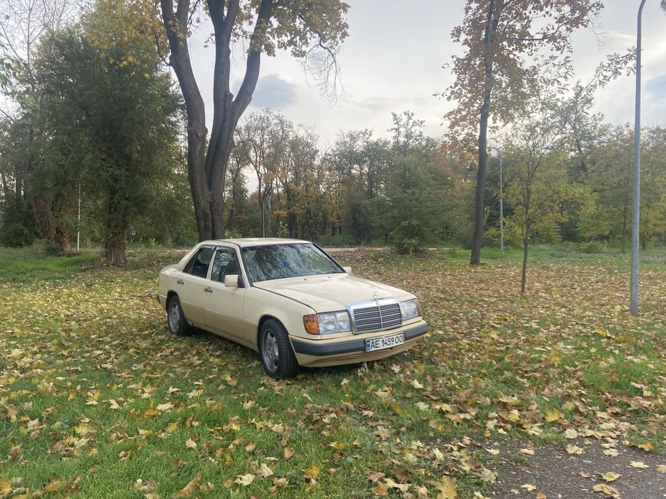Мерседес W124 2.5Diezel