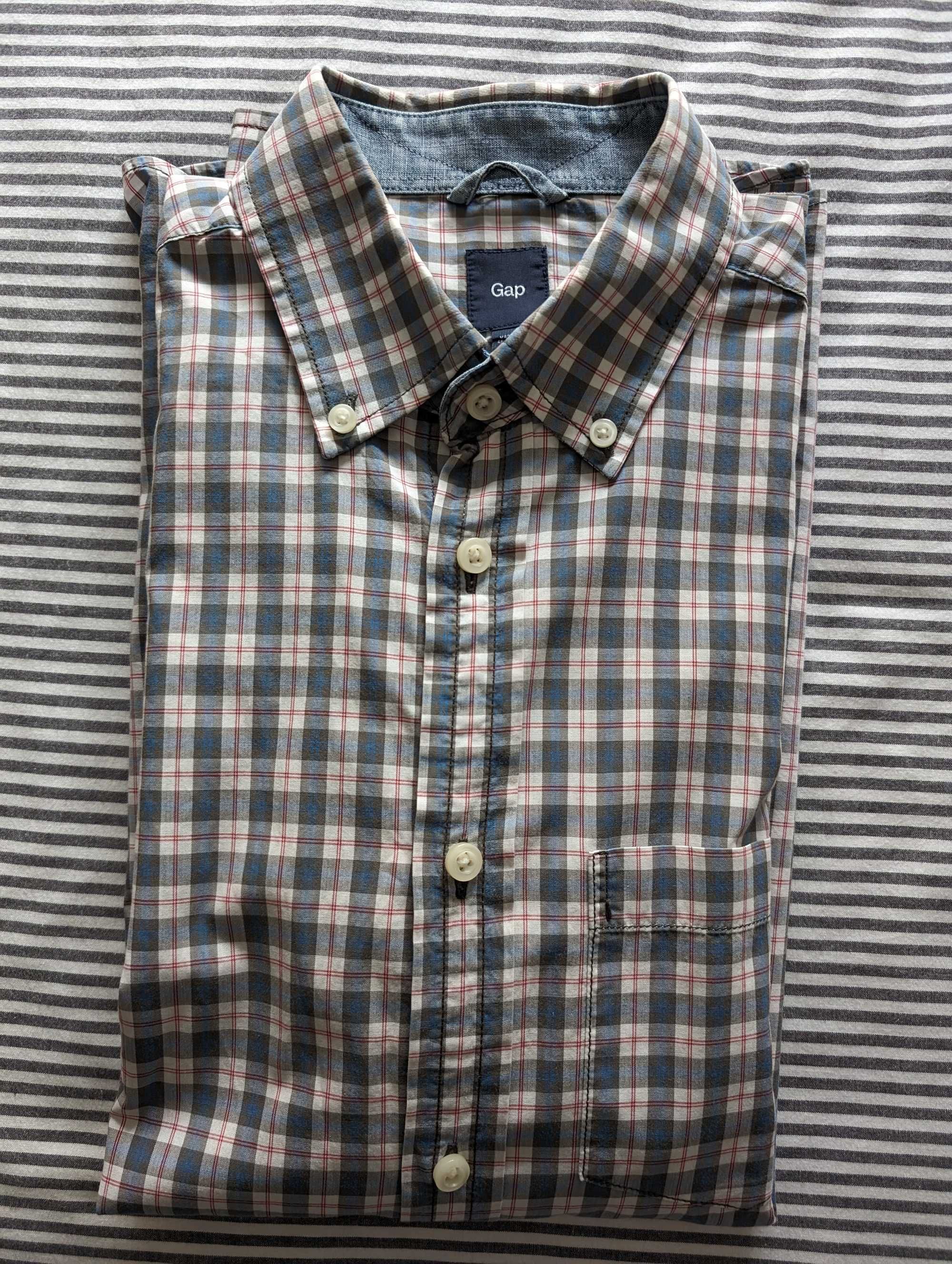 Lote 2 Camisas Pull & Bear e Gap S