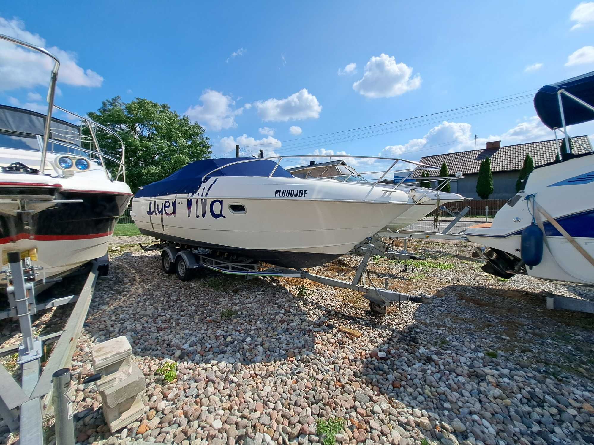 Piękna łódź  motorowa Beneteau  Flyer Viva 780