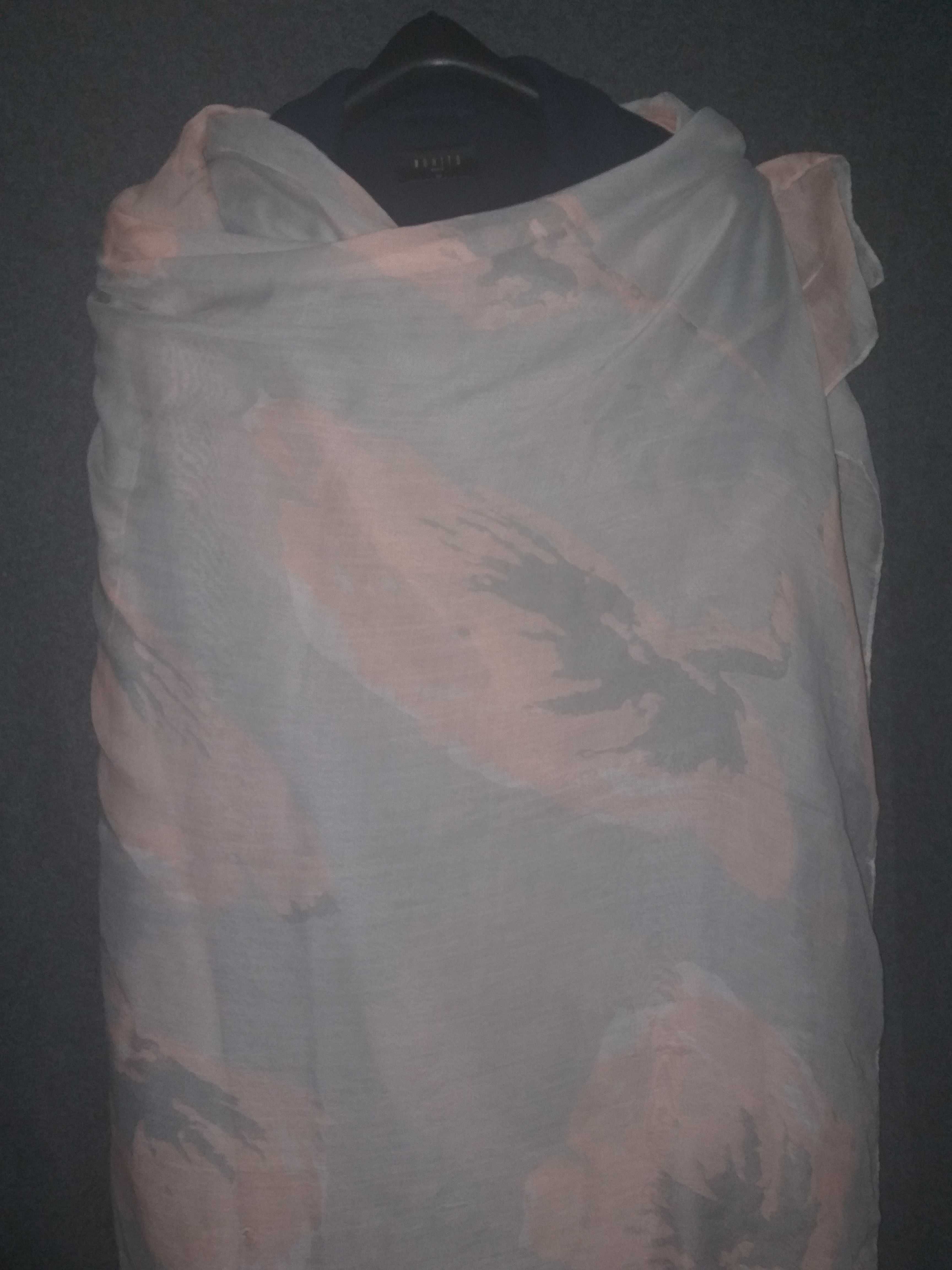 Duża chusta Reserved 180 cm × 110 cm