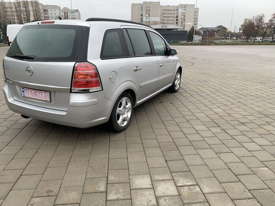 Opel Zafira 2007 року